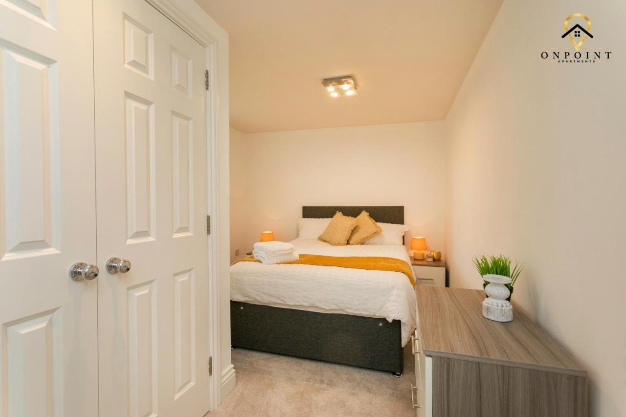 ✰Onpoint -Large 2 Bedroom Apt With Parking!✰ Νότιγχαμ Εξωτερικό φωτογραφία