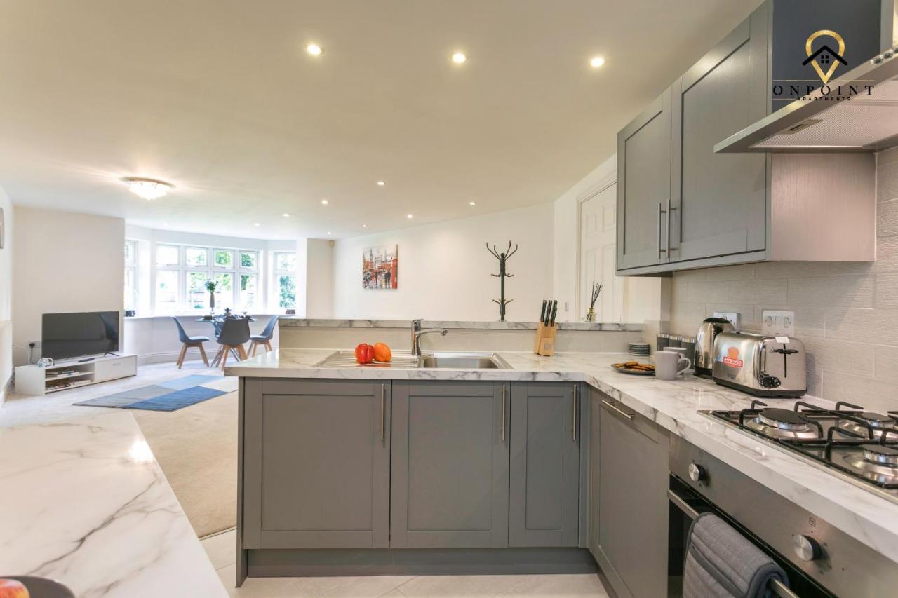 ✰Onpoint -Large 2 Bedroom Apt With Parking!✰ Νότιγχαμ Εξωτερικό φωτογραφία