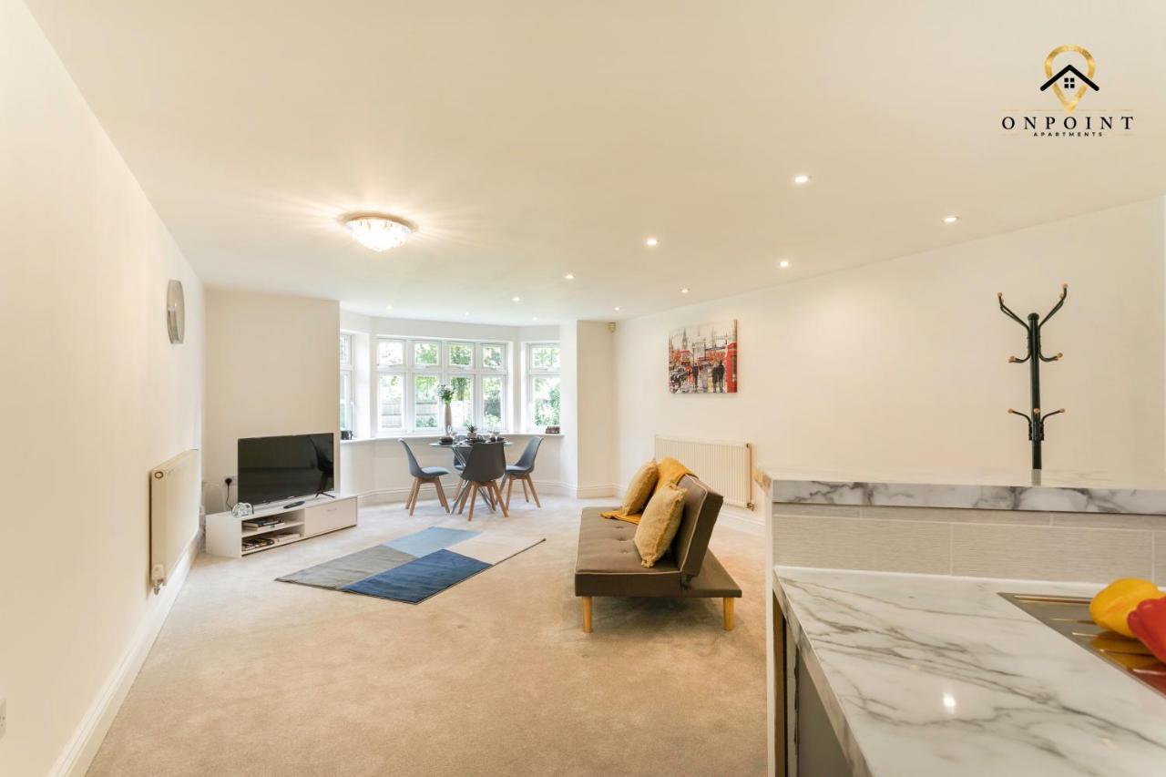 ✰Onpoint -Large 2 Bedroom Apt With Parking!✰ Νότιγχαμ Εξωτερικό φωτογραφία