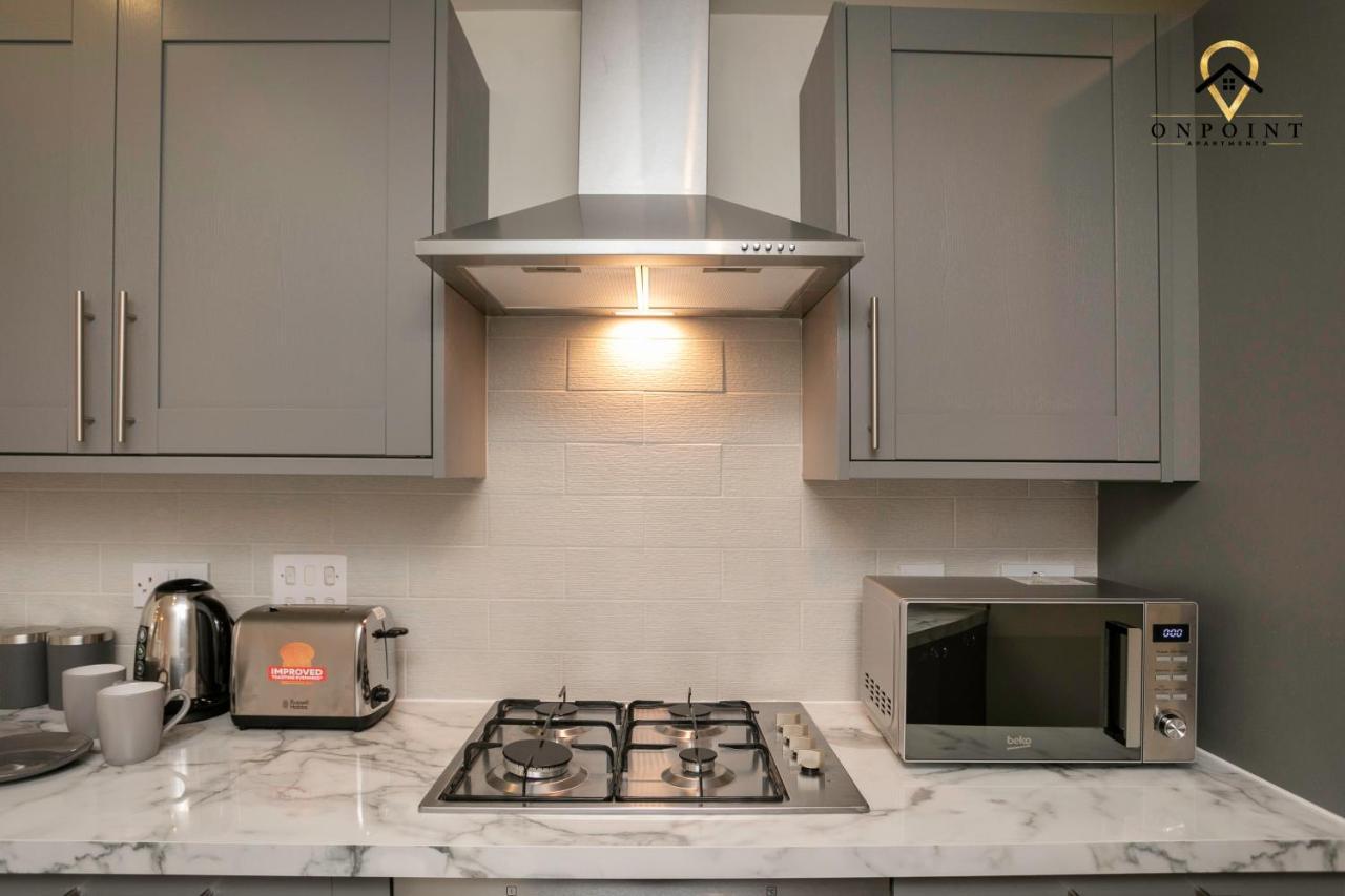 ✰Onpoint -Large 2 Bedroom Apt With Parking!✰ Νότιγχαμ Εξωτερικό φωτογραφία
