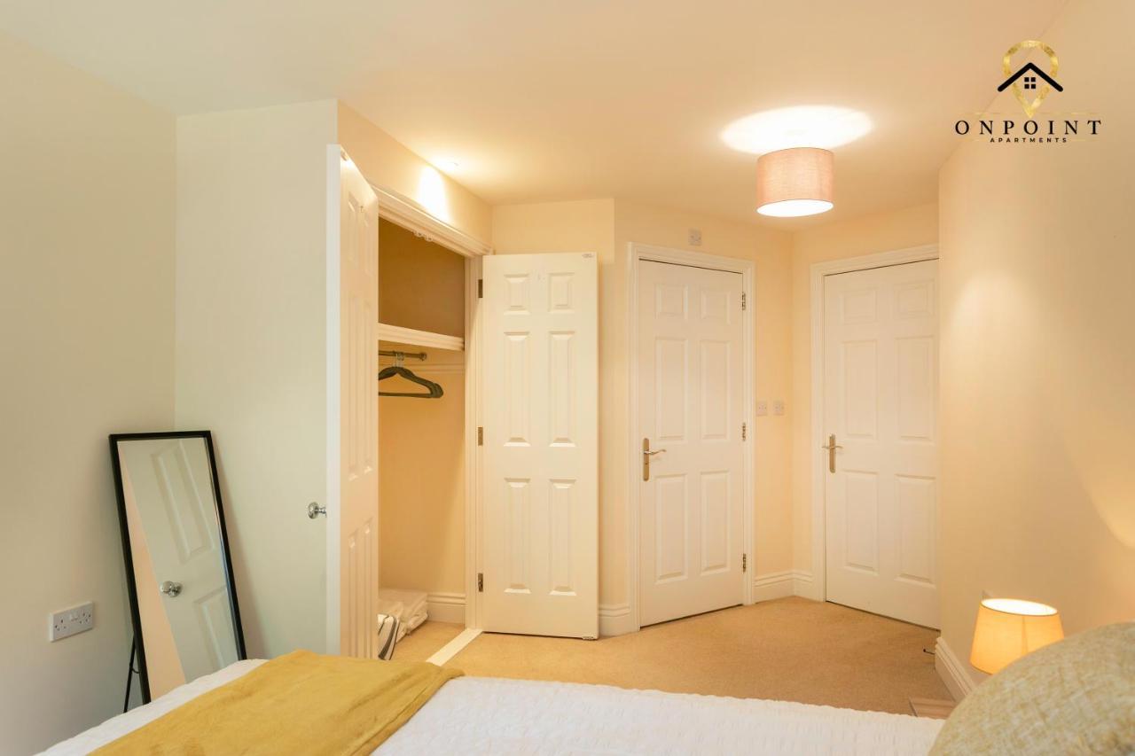 ✰Onpoint -Large 2 Bedroom Apt With Parking!✰ Νότιγχαμ Εξωτερικό φωτογραφία